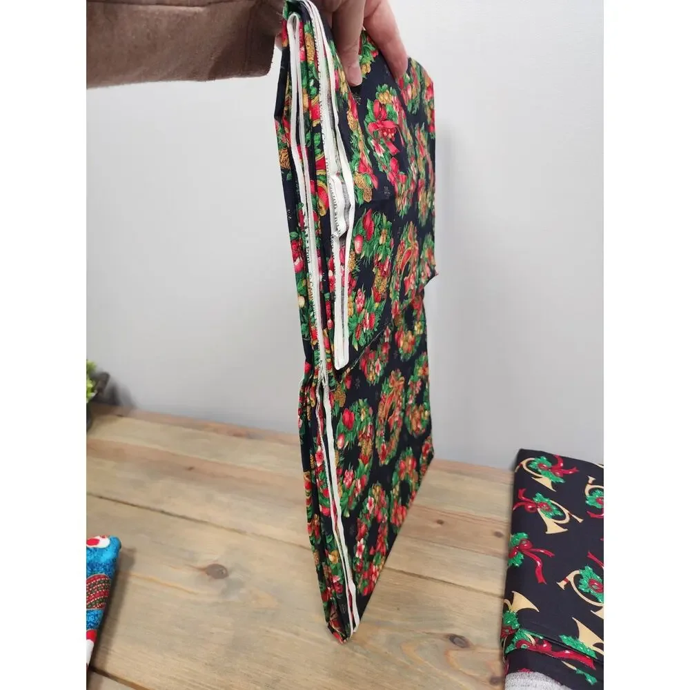 3 Pieces Assorted Christmas Fabric 42